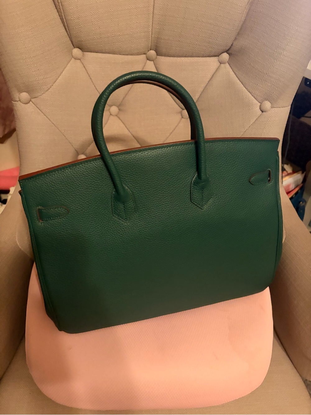 Ainifeel Elegant Dark Green Leather Tote Bag with Gold Hardware - Picture 5 of 5